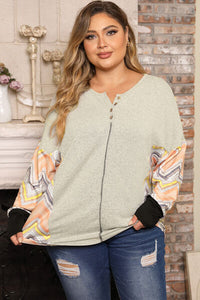 Thumbnail for Plus Size Exposed Seam Print Long Sleeve T-Shirt