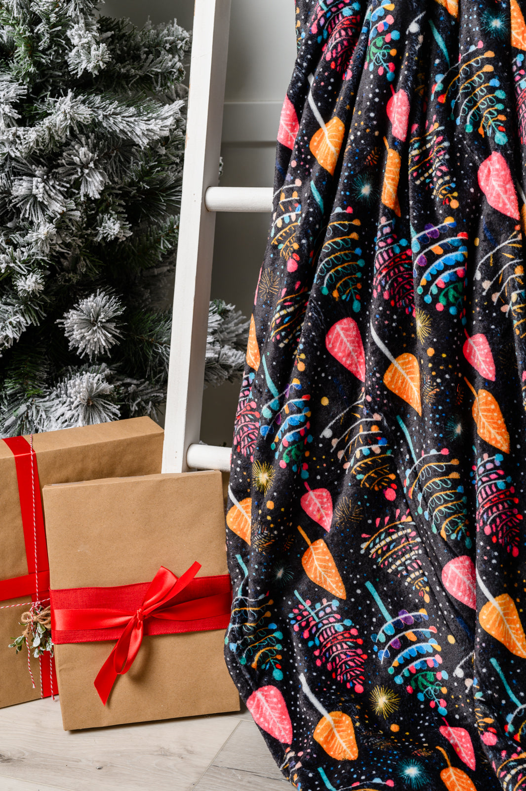 Holiday Fleece Blanket in Neon Trees