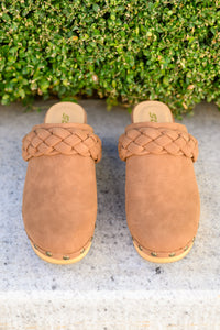Thumbnail for Taylor Braided Clogs In Brown
