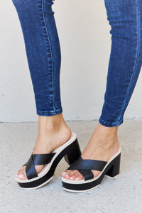 Thumbnail for Weeboo Cherish The Moments Contrast Platform Sandals in Black